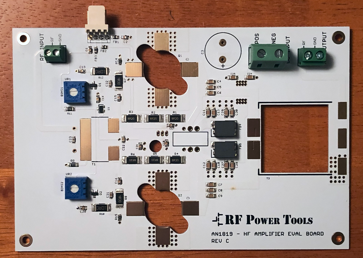 AN1819 500W/700W Amplifier Board